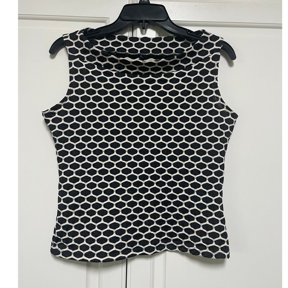 Sleeveless Draped Neckline Black White Geometric Blouse - Picture 1 of 5